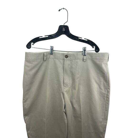LL Bean Mens 37 Wrinkle Free Chino Pants Flat Front Light Khaki Classic Preppy - Picture 6 of 7